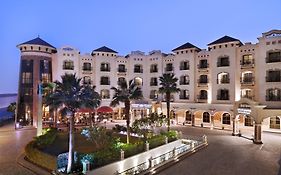 كراون بلازا الرياض الواحة